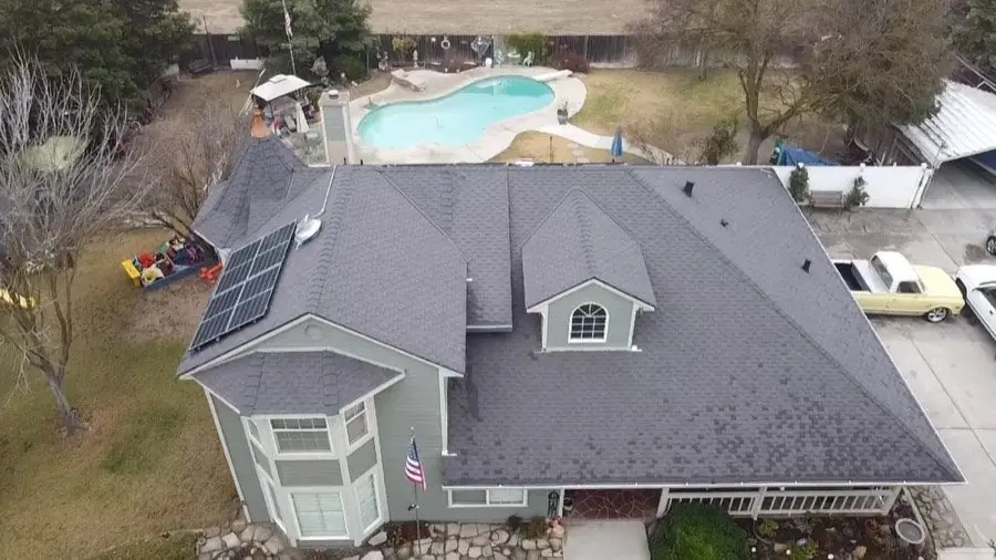 NuShake roofing crew on a residential re-roof